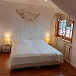 Ferienwohnungen-deichgraf Apartment *