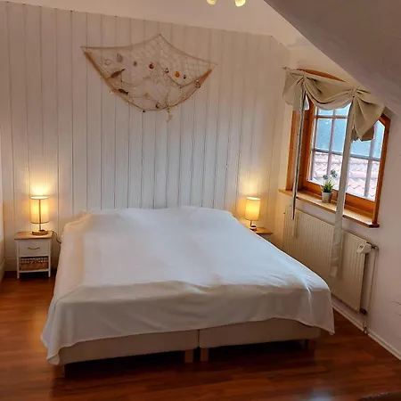 Ferienwohnungen-deichgraf Apartamento *